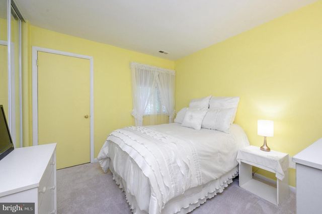 38-A E DAISY LN, Mount Laurel, NJ 08054