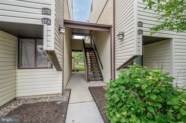 38-A E DAISY LN, Mount Laurel, NJ 08054