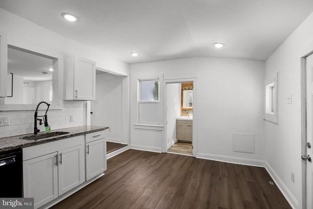 146 MAIN ST, Mantua, NJ 08051