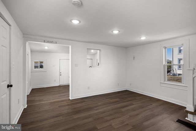 146 MAIN ST, Mantua, NJ 08051