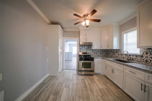 1111 Wooding Street, Houston, TX 77011