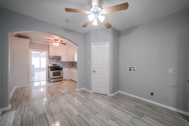 1111 Wooding Street, Houston, TX 77011