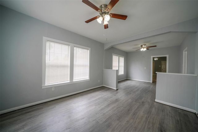 1111 Wooding Street, Houston, TX 77011