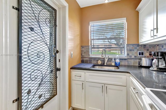 5300 Washington St G127, Hollywood, FL 33021