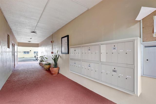 5300 Washington St G127, Hollywood, FL 33021