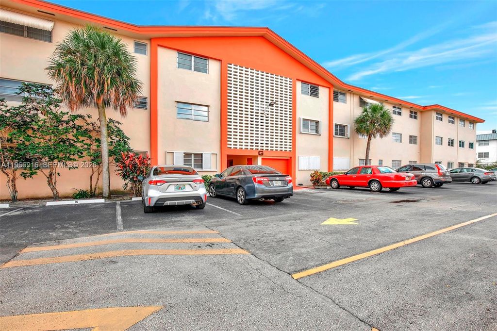 5300 Washington St G127, Hollywood, FL 33021