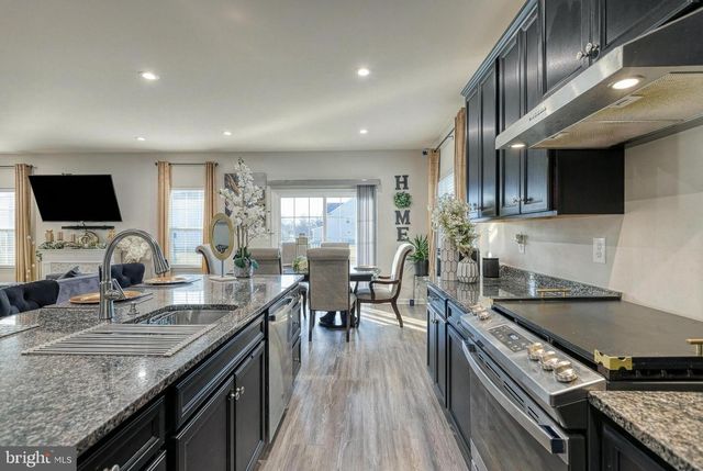 207 CHADSWORTH WAY, York, PA 17402