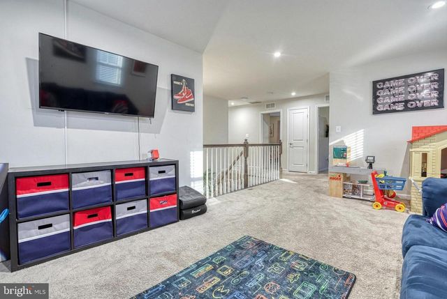 207 CHADSWORTH WAY, York, PA 17402