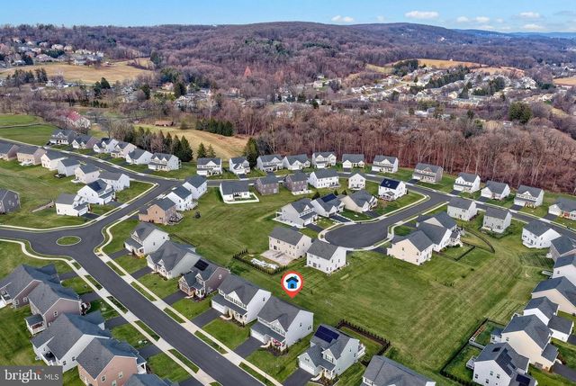 207 CHADSWORTH WAY, York, PA 17402