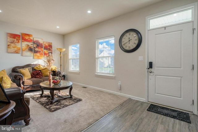 207 CHADSWORTH WAY, York, PA 17402