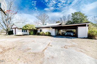 1809 Nc-42, Fuquay Varina, NC 27592