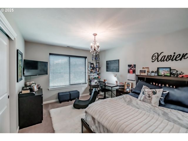 2412 Ne SUMMIT Dr, Albany, OR 97321