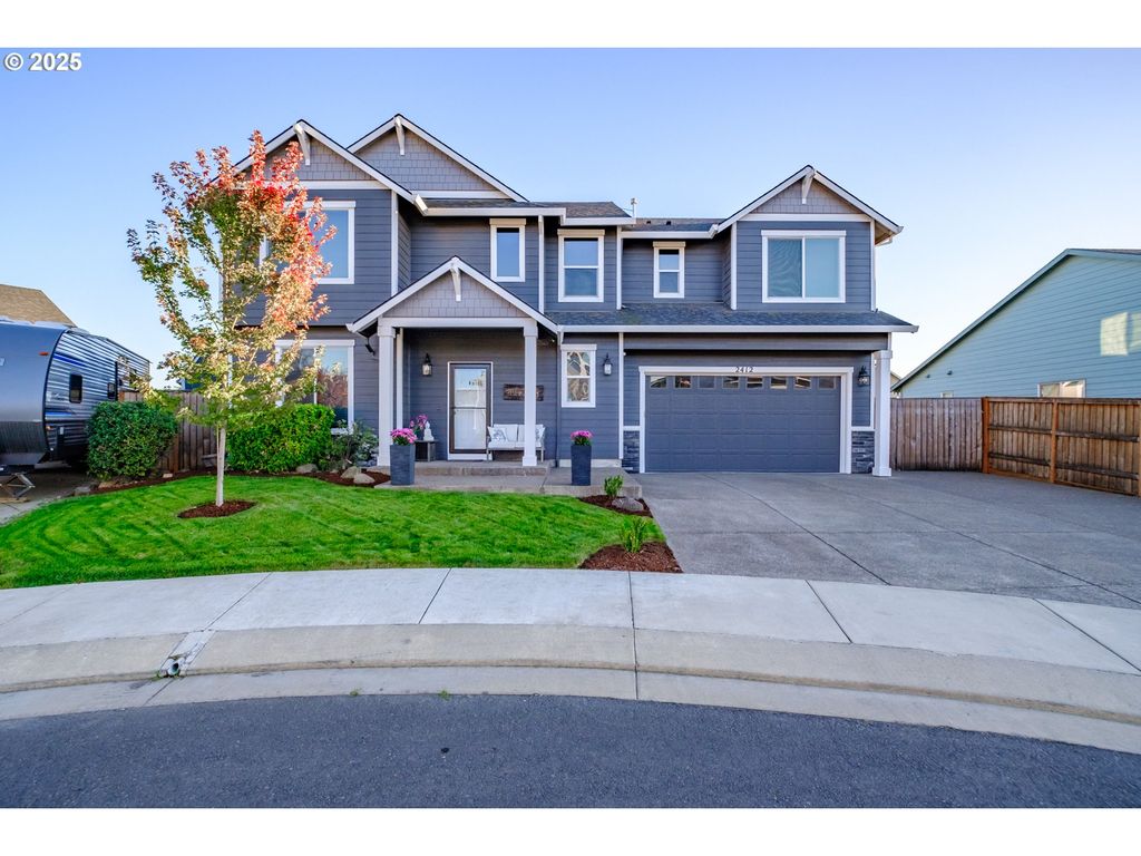 2412 Ne SUMMIT Dr, Albany, OR 97321