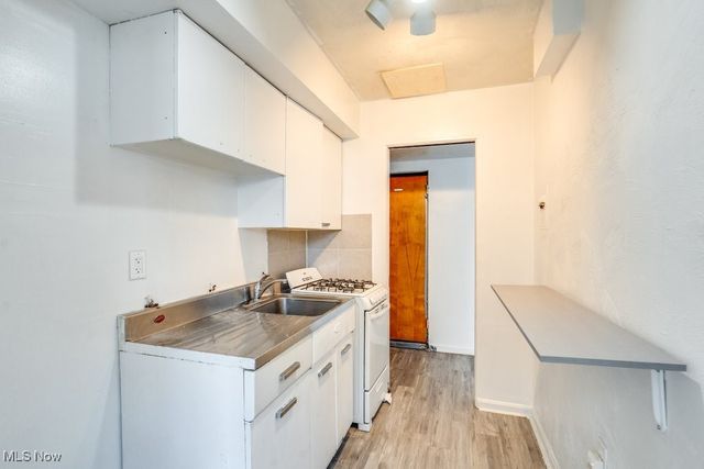 2824-2826 E 130th Street, Cleveland, OH 44120