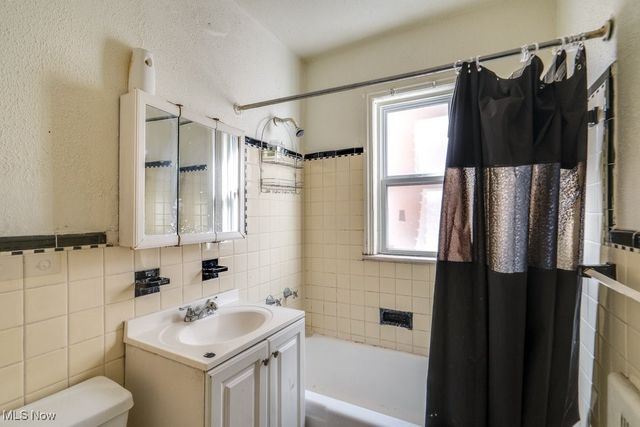 2824-2826 E 130th Street, Cleveland, OH 44120