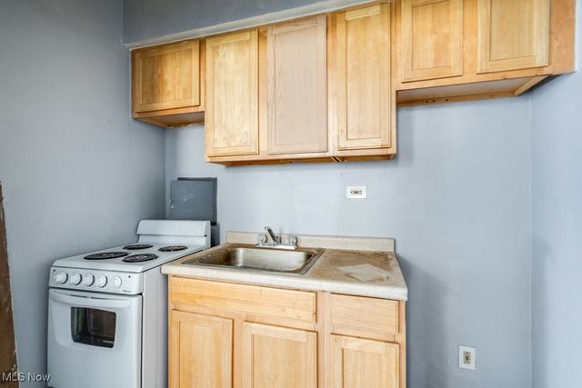 2824-2826 E 130th Street, Cleveland, OH 44120