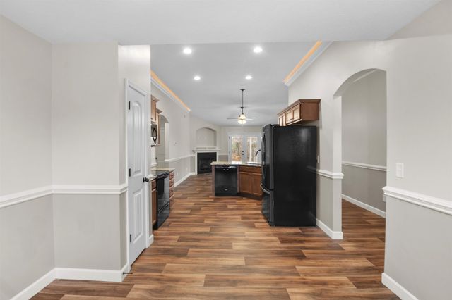 211 Daybreak Court, Wellford, SC 29385