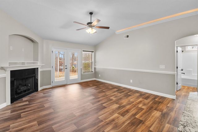 211 Daybreak Court, Wellford, SC 29385