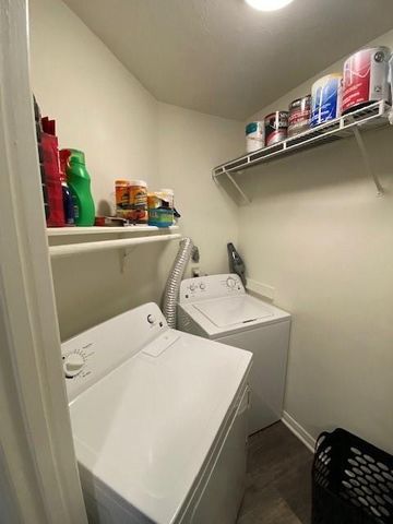 2402 Sycamore Avenue D4, Huntsville, TX 77340