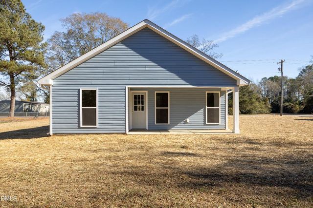 302 S West Street, Roseboro, NC 28382