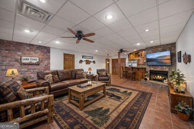 234 Chandlers Ferry Drive, Hartwell, GA 30643