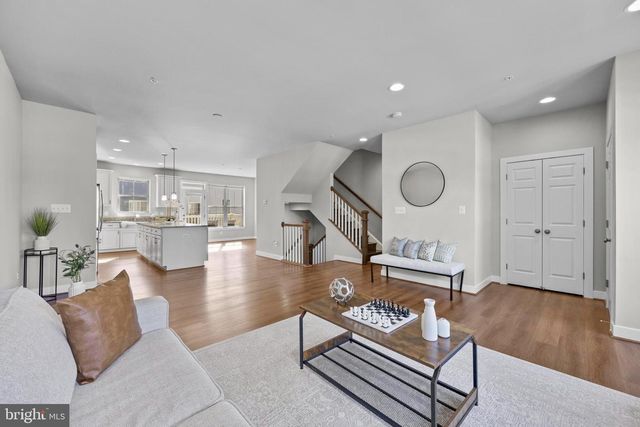 14247 TRAVILAH RD, Rockville, MD 20850