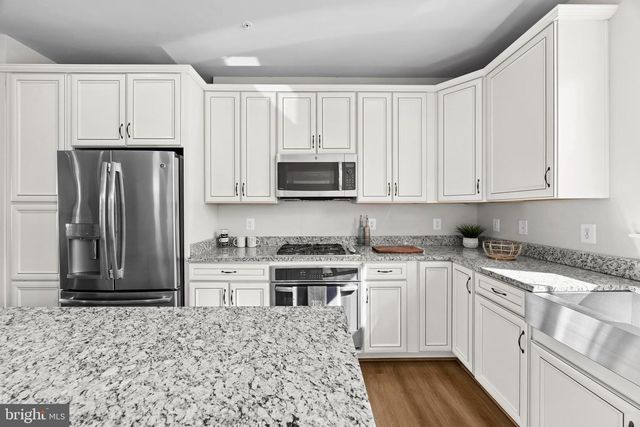 14247 TRAVILAH RD, Rockville, MD 20850