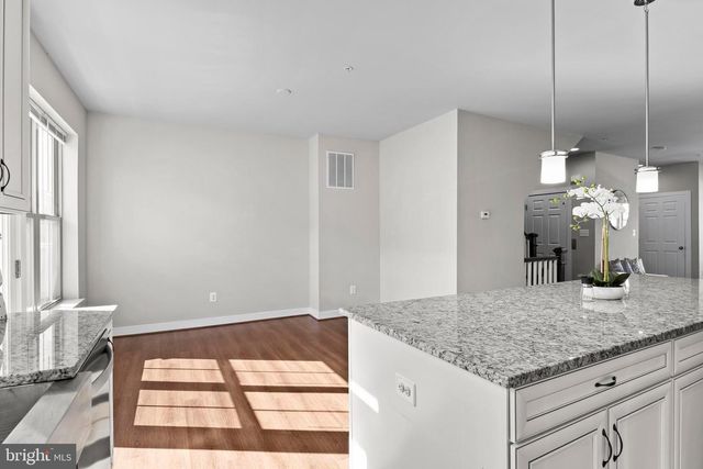 14247 TRAVILAH RD, Rockville, MD 20850