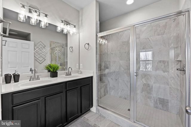 14247 TRAVILAH RD, Rockville, MD 20850