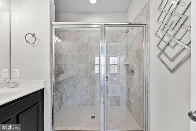 14247 TRAVILAH RD, Rockville, MD 20850