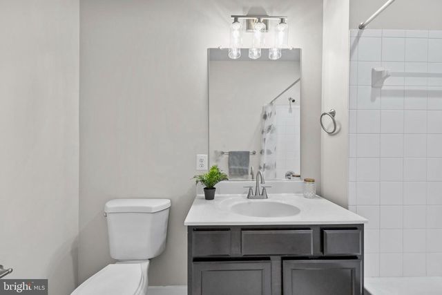 14247 TRAVILAH RD, Rockville, MD 20850