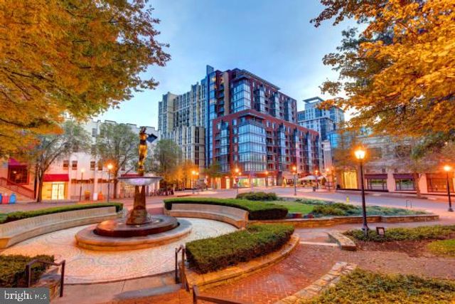 14247 TRAVILAH RD, Rockville, MD 20850