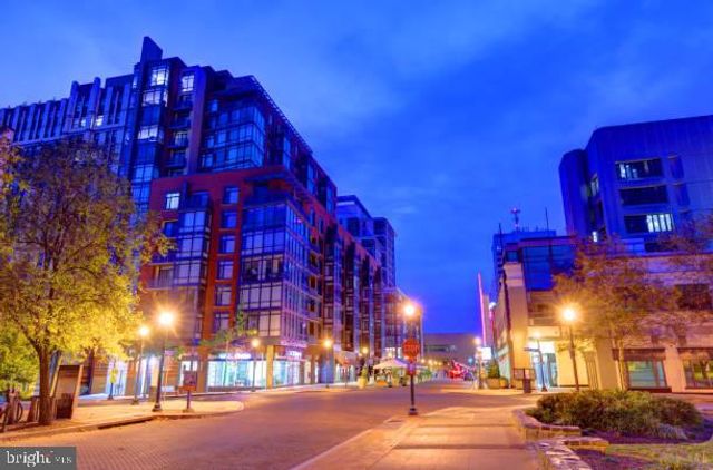 14247 TRAVILAH RD, Rockville, MD 20850