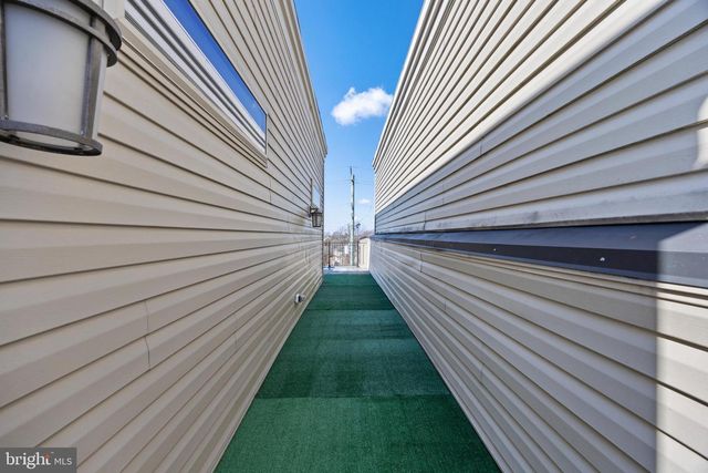 14247 TRAVILAH RD, Rockville, MD 20850