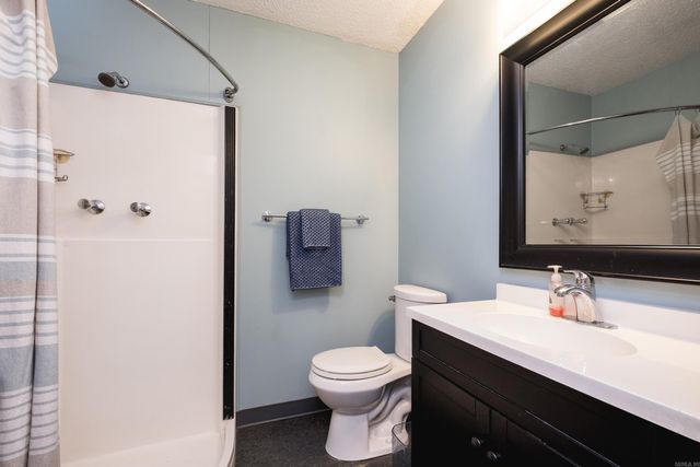 302 Cambridge Place Drive, Little Rock, AR 72227