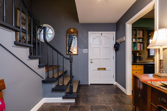 302 Cambridge Place Drive, Little Rock, AR 72227