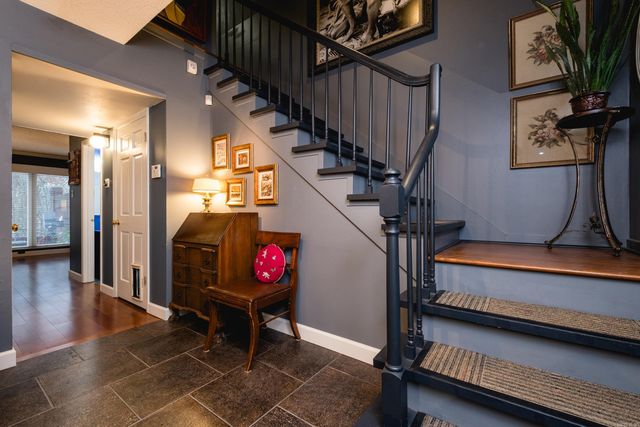 302 Cambridge Place Drive, Little Rock, AR 72227