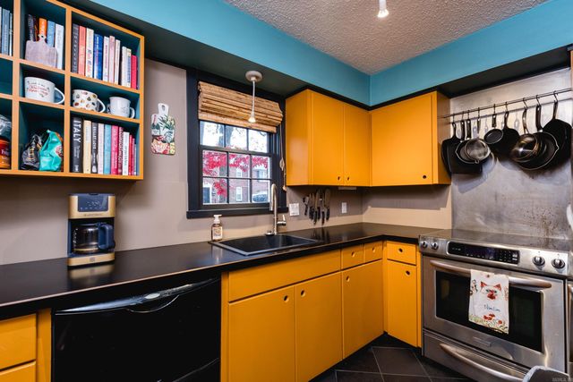 302 Cambridge Place Drive, Little Rock, AR 72227