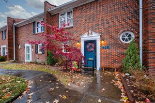 302 Cambridge Place Drive, Little Rock, AR 72227