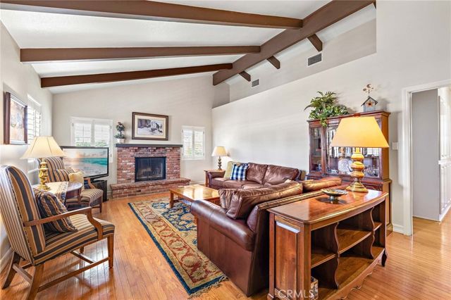 431 N Vermont Avenue, Glendora, CA 91741