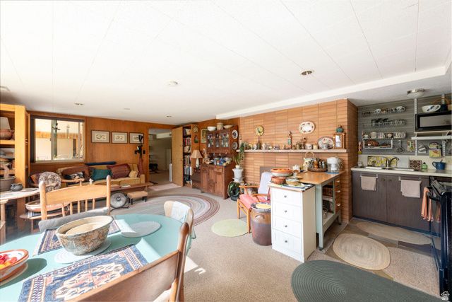 674 E 16TH AVE, Salt Lake City, UT 84103