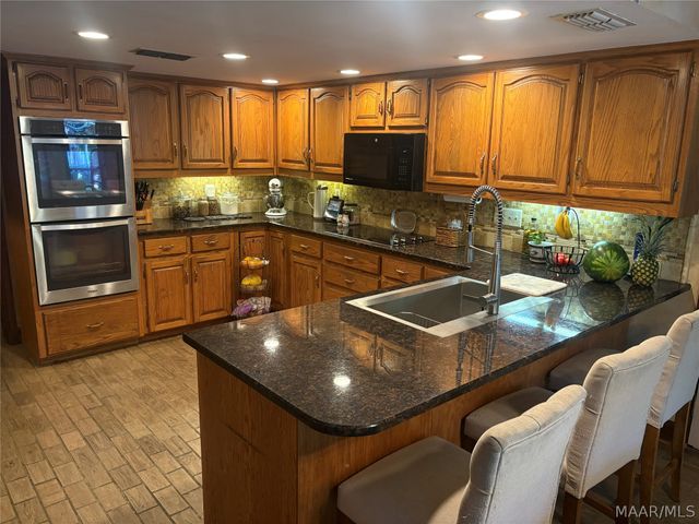 7649 HALCYON FOREST TR ., Montgomery, AL 36117