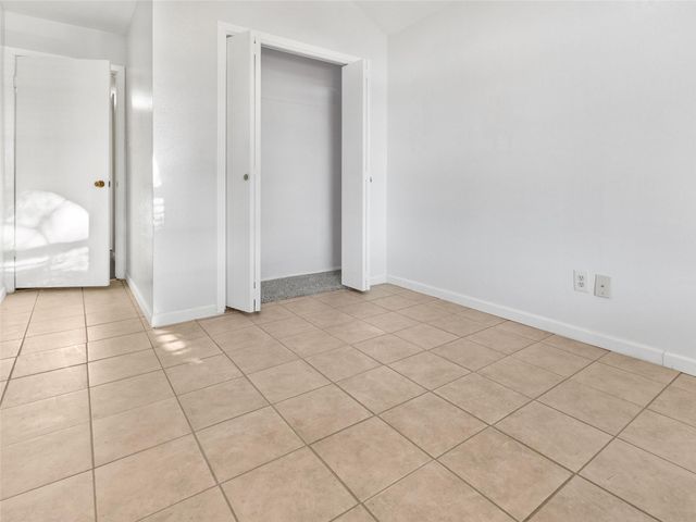 75 Avocado Court, Lake Jackson, TX 77566