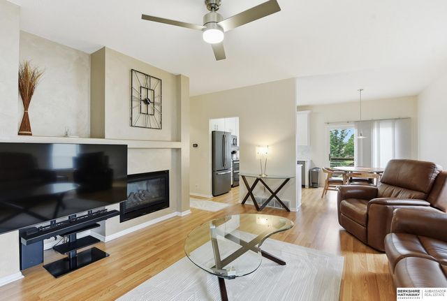 11605 Jefferson Circle, Omaha, NE 68137