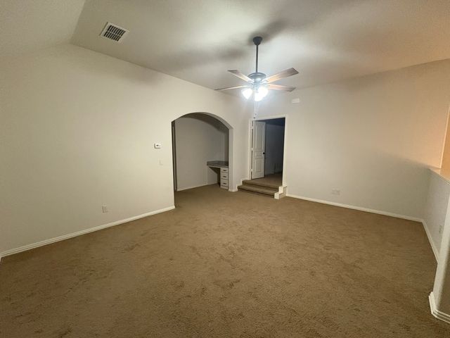 520 Stillwater Drive, Waxahachie, TX 75165