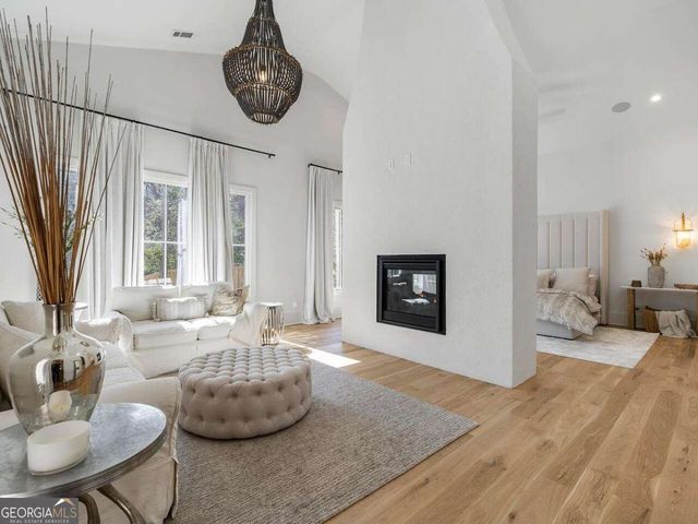 8380 Berkley Ridge, Sandy Springs, GA 30350