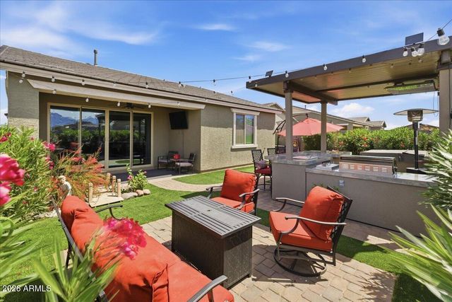 10819 W Marguerite Avenue W, Tolleson, AZ 85353