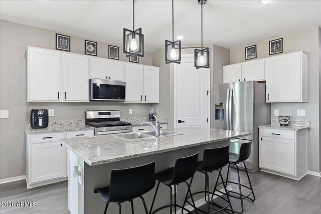 10819 W Marguerite Avenue W, Tolleson, AZ 85353