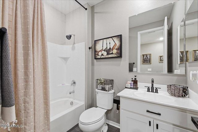 10819 W Marguerite Avenue W, Tolleson, AZ 85353