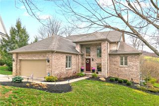 220 Zimmer Ln, Waynsbrg/frankln Twp, PA 15370